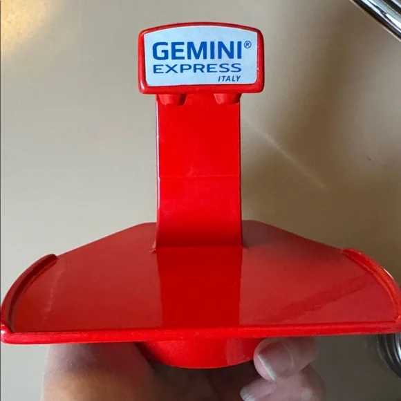 Gemini Express stovetop espresso maker in red - Picture 10 of 16